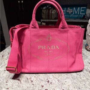 Prada Peonia Pink Canapa denim tote 😍